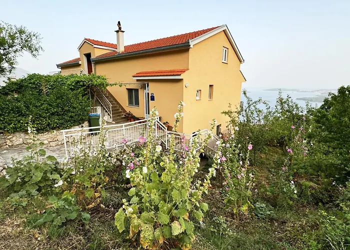 Dani Апартаменты