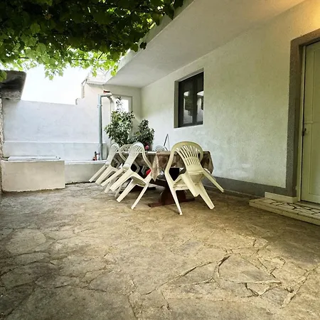 Dani דירה אורביץ